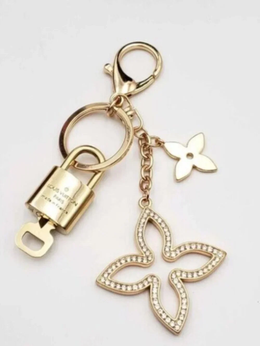 Authentic Louis Vuitton Gold Lock 🔒 Keychain Bag Unbranded Clover Charm LV